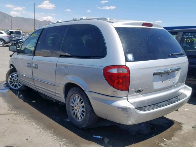 2C8GP64L92R714461 - 2002 CHRYSLER TOWN & COU SILVER photo 3