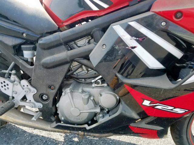 KM1MP578881603333 - 2008 HYOSUNG V2S-650 RED photo 7