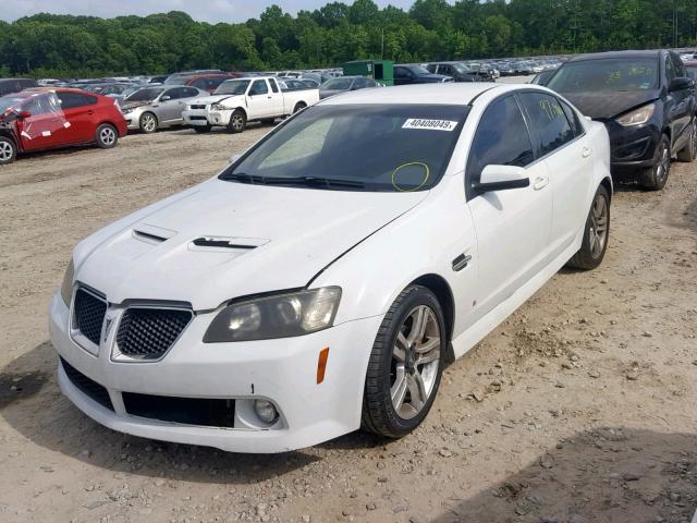 6G2ER577X8L124967 - 2008 PONTIAC G8 WHITE photo 2