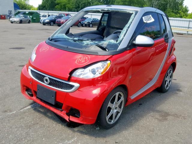 WMEEK3BA4DK624368 - 2013 SMART FORTWO PAS 红色 照片 2