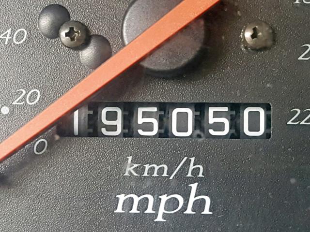 19UYA2258XL011228 - 1999 ACURA 3.0CL Weiß Foto 8