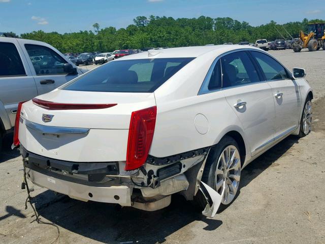 2G61P5S38G9120359 - 2016 CADILLAC XTS PREMIU WHITE photo 4