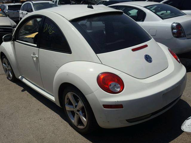 3VWFG31C58M511130 - 2008 VOLKSWAGEN NEW BEETLE WHITE photo 3