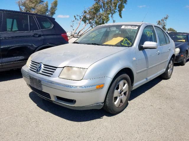 3VWSA69M25M068137 - 2005 VOLKSWAGEN JETTA GLS SILVER photo 2