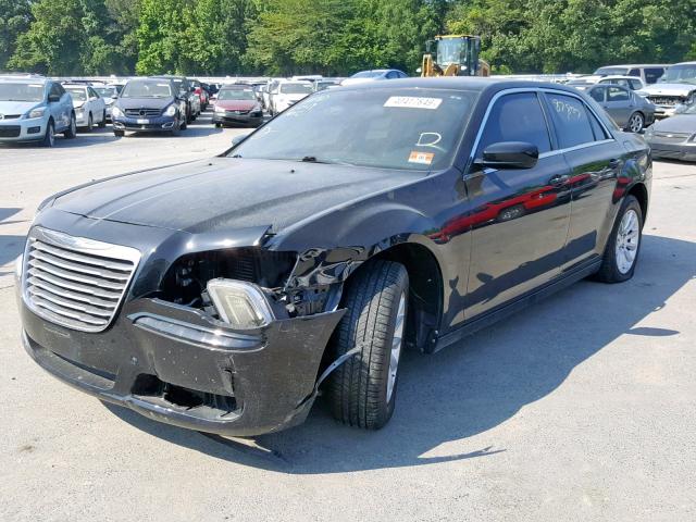 2C3CCAAG1DH557883 - 2013 CHRYSLER 300 BLACK photo 2