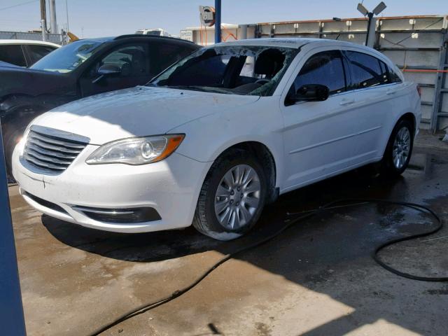 1C3CCBAB9EN194865 - 2014 CHRYSLER 200 LX WHITE photo 2