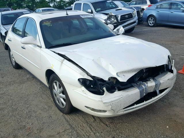 2G4WC562451226685 - 2005 BUICK LACROSSE C WHITE photo 1