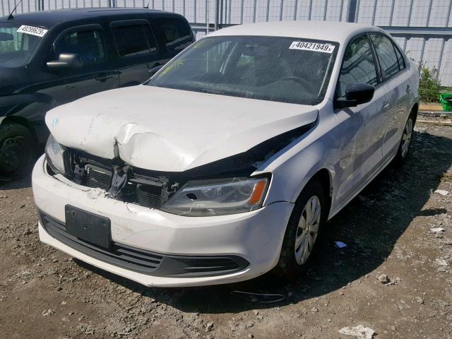 3VW2K7AJXDM454940 - 2013 VOLKSWAGEN JETTA BASE WHITE photo 2