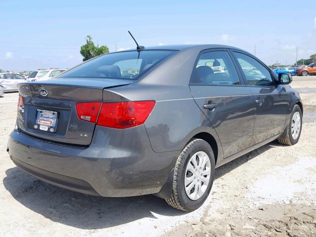 KNAFU4A27D5724408 - 2013 KIA FORTE EX CHARCOAL photo 4