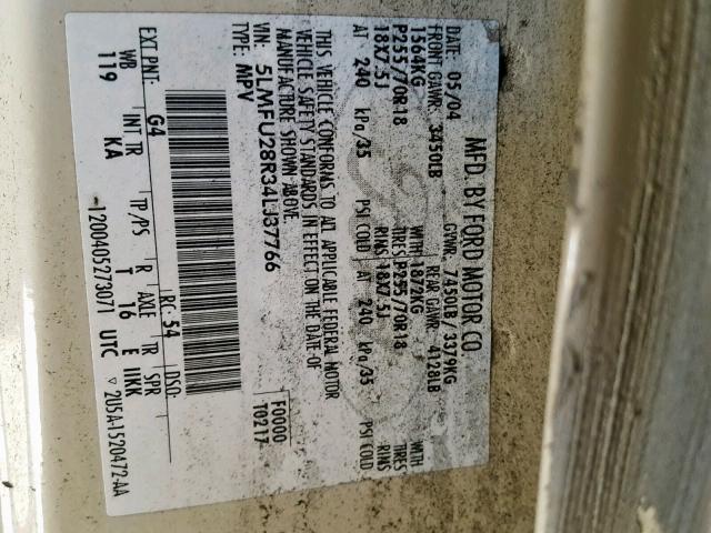 5LMFU28R34LJ37766 - 2004 LINCOLN NAVIGATOR 白色 照片 10