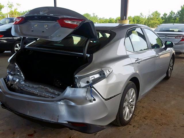 4T1B11HK6JU502955 - 2018 TOYOTA CAMRY L SILVER photo 4