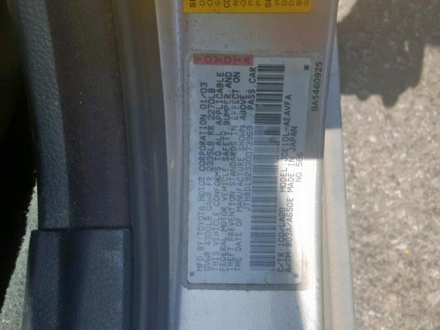 JTHBD192330073969 - 2003 LEXUS IS 300 GRAY photo 10