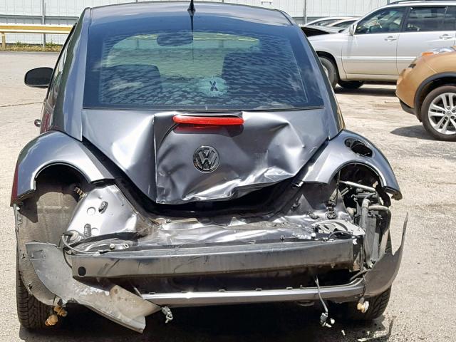 3VWPW31C48M503754 - 2008 VOLKSWAGEN NEW BEETLE ნაცრისფერი ფოტო 9
