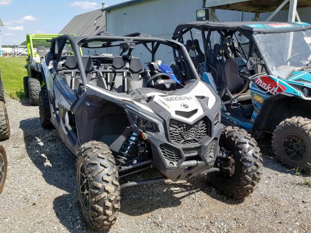 3JBVMAW47JK000066 - 2018 CAN-AM MAVERICK X WHITE photo 1