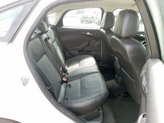 1FADP3J21EL425219 - 2014 FORD FOCUS TITA WHITE photo 6