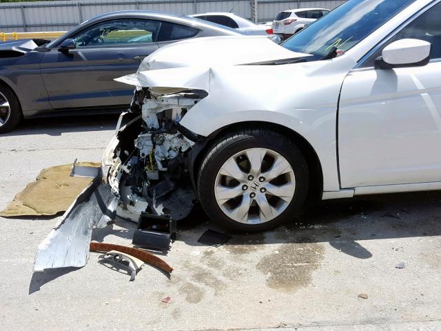 1HGCP36878A085109 - 2008 HONDA ACCORD EXL WHITE photo 9