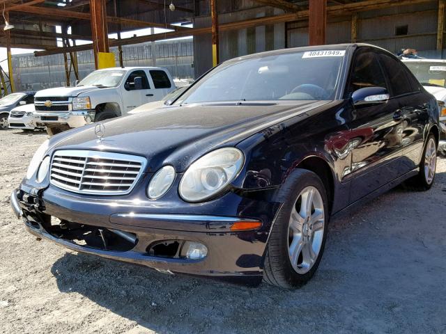 WDBUF56J06A869017 - 2006 MERCEDES-BENZ E 350 BLUE photo 2