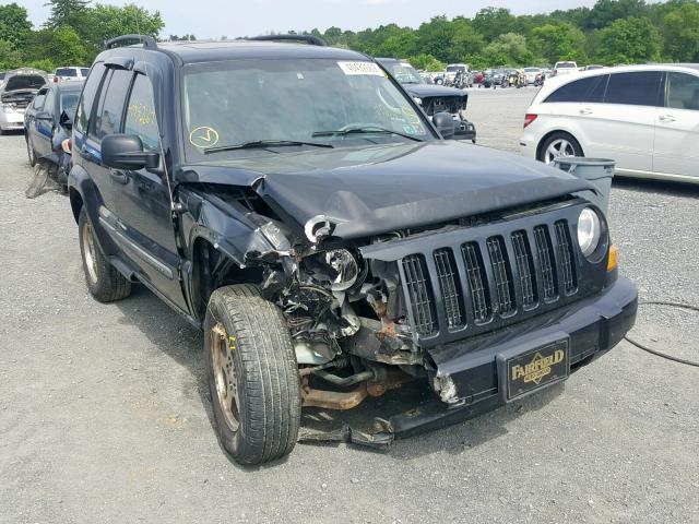 1J4GL38K95W688236 - 2005 JEEP LIBERTY RE BLACK photo 1