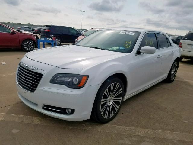 2C3CCABG6DH659078 - 2013 CHRYSLER 300 S WHITE photo 2