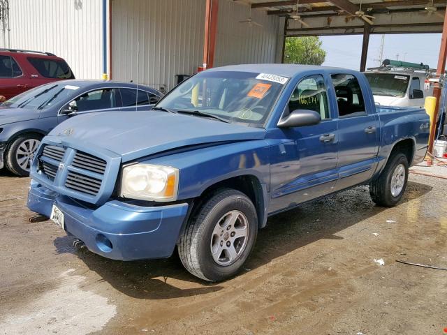 1D7HW48NX6S605980 - 2006 DODGE DAKOTA QUA BLUE photo 2