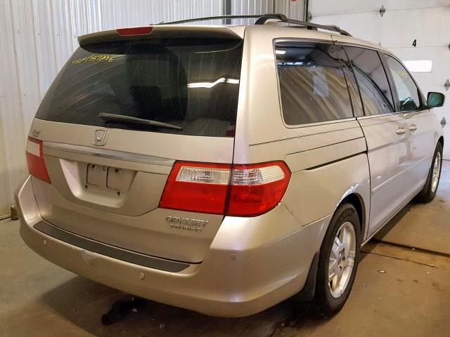 5FNRL38895B034179 - 2005 HONDA ODYSSEY TO SILVER photo 4