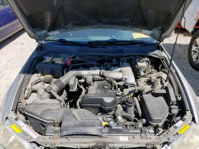 JTHBD182610028443 - 2001 LEXUS IS 300 SILVER photo 7