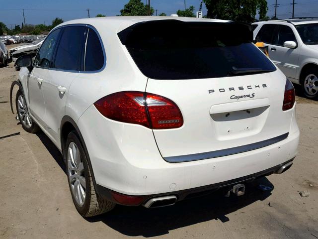 WP1AB2A29BLA44556 - 2011 PORSCHE CAYENNE S WHITE photo 3