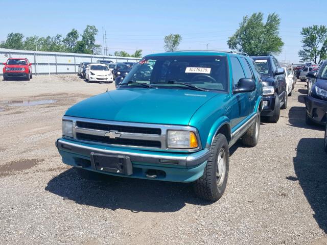 1GNDT13W3S2225865 - 1995 CHEVROLET BLAZER GREEN photo 2