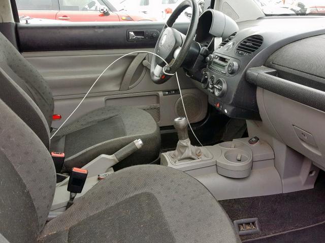 3VWBK21C62M413240 - 2002 VOLKSWAGEN NEW BEETLE შავი ფოტო 5