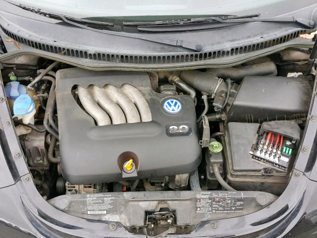 3VWBK21C62M413240 - 2002 VOLKSWAGEN NEW BEETLE შავი ფოტო 7