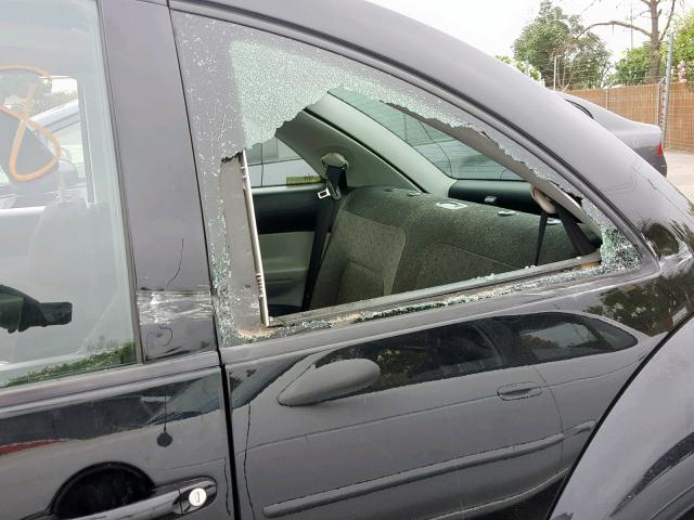 3VWBK21C62M413240 - 2002 VOLKSWAGEN NEW BEETLE შავი ფოტო 9