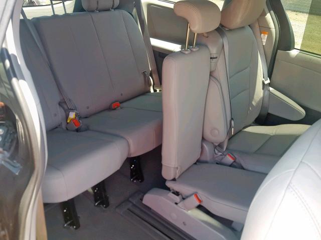 5TDYZ3DCXKS012168 - 2019 TOYOTA SIENNA LIM GRAY photo 9