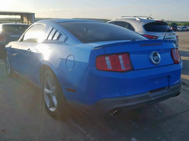 1ZVBP8CH8A5149231 - 2010 FORD MUSTANG GT BLUE photo 3