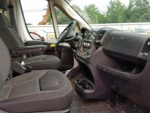 3C6TRVCG7JE138935 - 2018 RAM PROMASTER 白色 照片 5