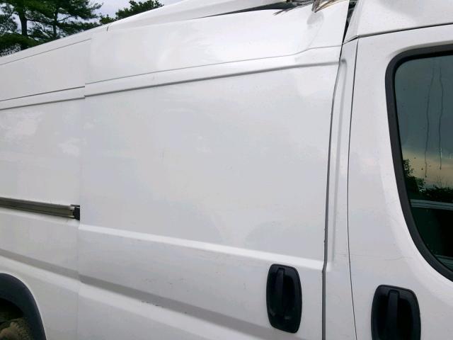 3C6TRVCG7JE138935 - 2018 RAM PROMASTER 白色 照片 6