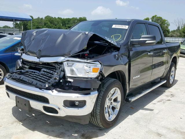 1C6RREFT5KN757727 - 2019 RAM 1500 BIG H GRAY photo 2