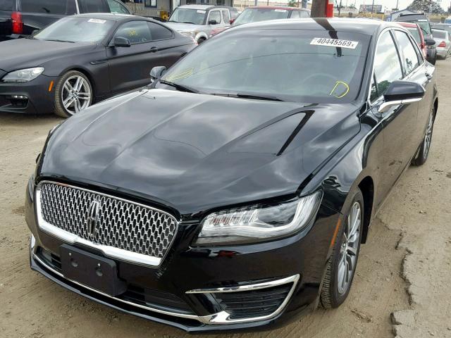 3LN6L5A92JR609423 - 2018 LINCOLN MKZ PREMIE BLACK photo 2