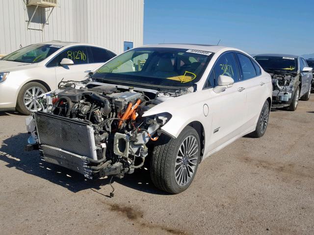 3FA6P0SU0HR151928 - 2017 FORD FUSION TIT WHITE photo 2