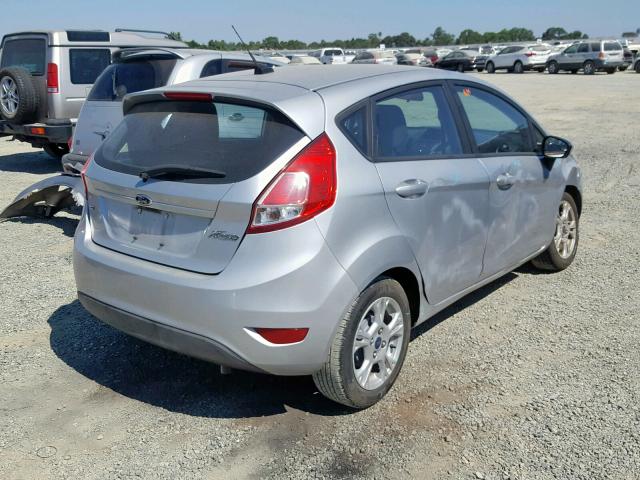 3FADP4EJ8FM186999 - 2015 FORD FIESTA SE SILVER photo 4