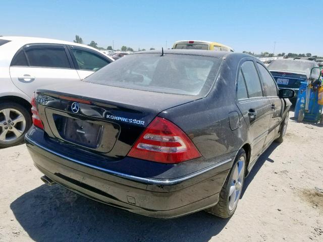 WDBRF40J15F711179 - 2005 MERCEDES-BENZ C 230K SPO BLACK photo 4