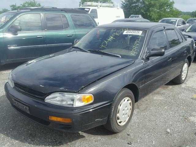 4T1BG12K3TU696029 - 1996 TOYOTA CAMRY DX BLACK photo 2