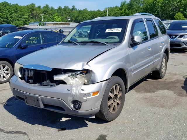 5GADT13S062294171 - 2006 BUICK RAINIER CX SILVER photo 2