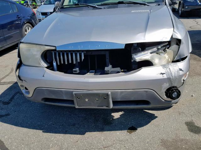 5GADT13S062294171 - 2006 BUICK RAINIER CX SILVER photo 9