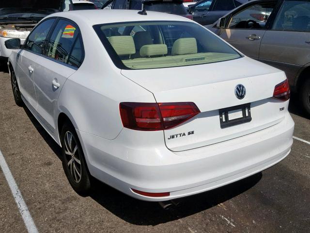 3VWDB7AJ8HM386894 - 2017 VOLKSWAGEN JETTA SE WHITE photo 3