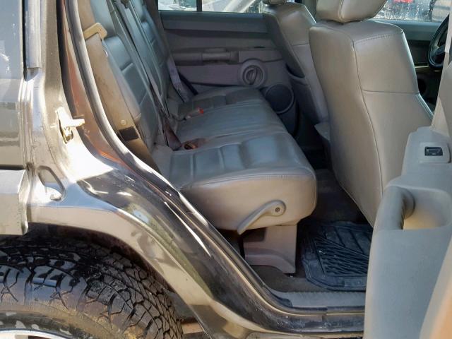 1J8HH48K66C106879 - 2006 JEEP COMMANDER BROWN photo 6