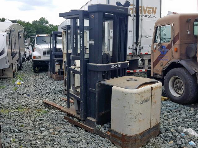 1A274305 - 2004 OTHR FORKLIFT TWO TONE photo 3