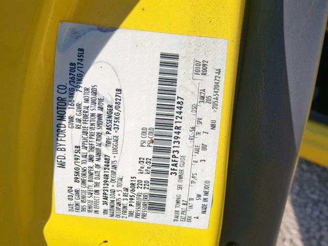 3FAFP31394R124487 - 2004 FORD FOCUS ZX3 YELLOW photo 10