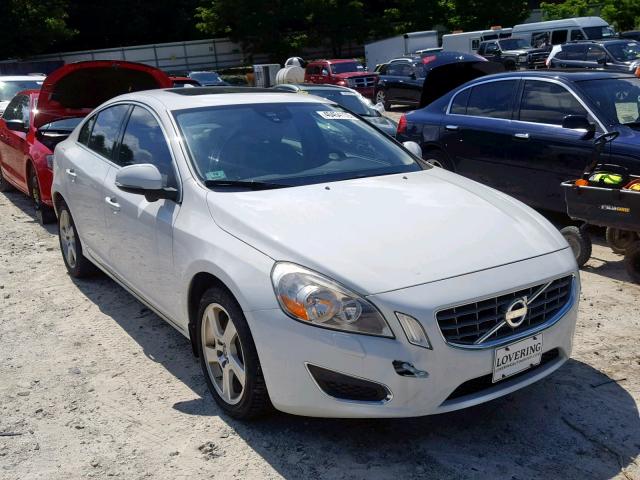 YV1622FS8C2113819 - 2012 VOLVO S60 T5 WHITE photo 1