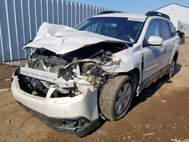 4S4BRCCC2B3437808 - 2011 SUBARU OUTBACK 2. WHITE photo 2