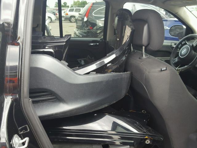 1C4NJCBA2ED717526 - 2014 JEEP COMPASS SP შავი ფოტო 6